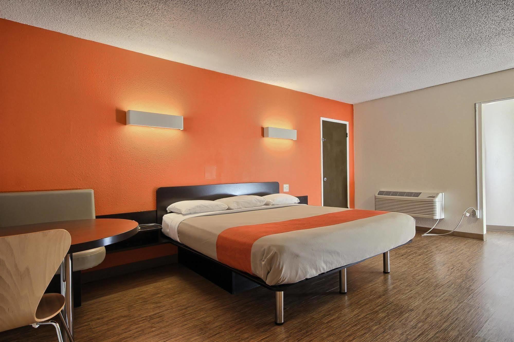 Motel 6-Merced, Ca Buitenkant foto
