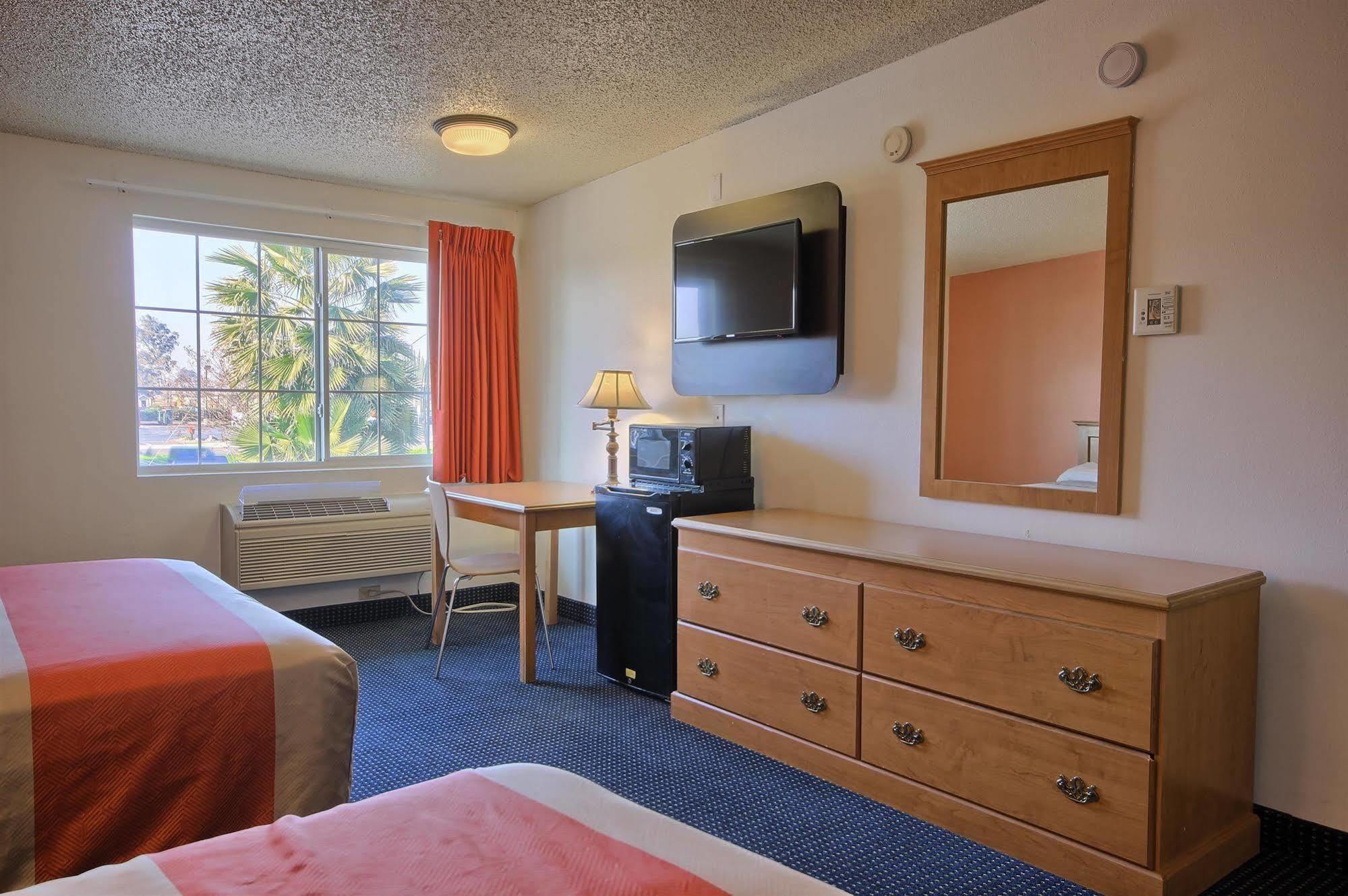 Motel 6-Merced, Ca Buitenkant foto
