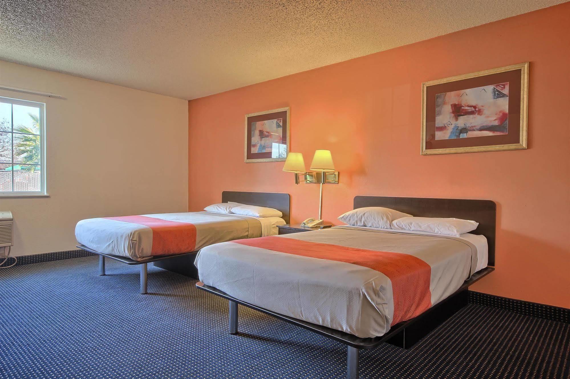 Motel 6-Merced, Ca Buitenkant foto